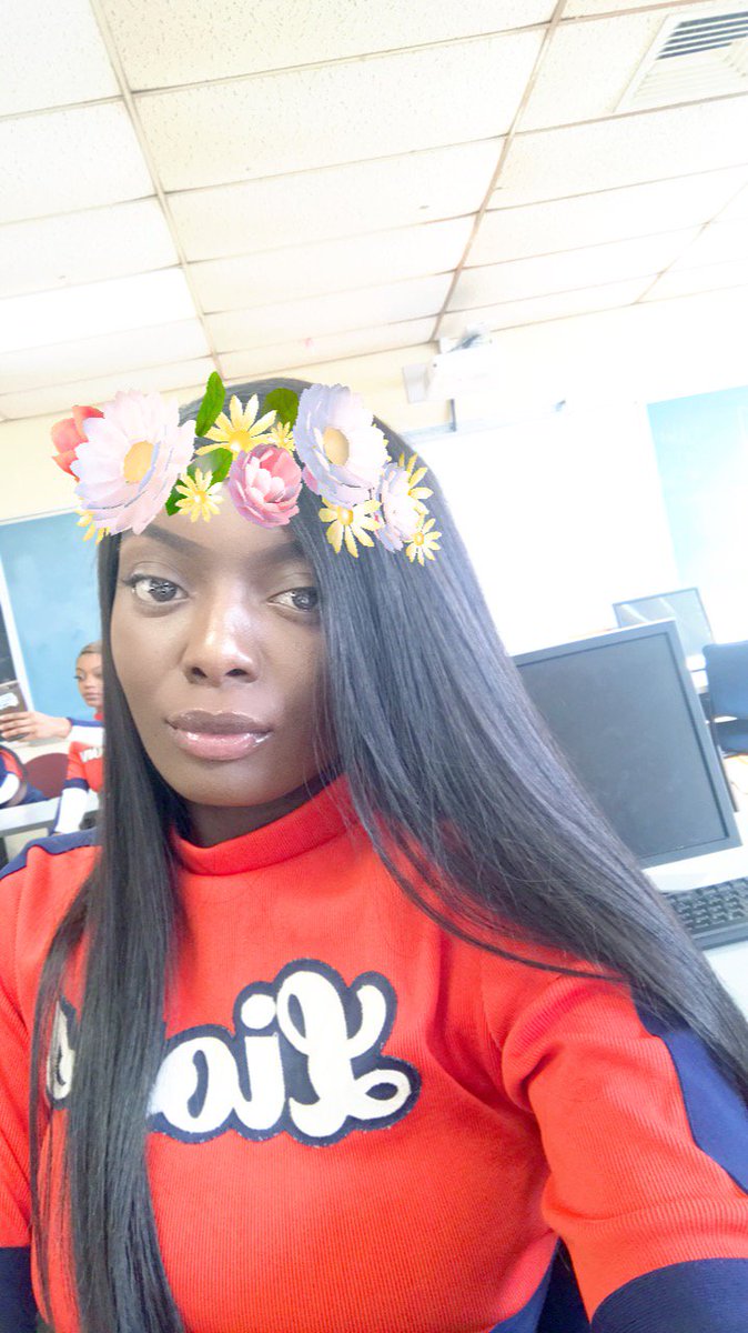 yolandaaa__'s tweet photo. @Trt_Lincoln
#WhosWhoAtLUPA
- Yolanda aka Yoli
- Brooklyn, NY
- Graduating Senior LUโ19
- Miss Orange and Blue 18-19 ๐ธ๐น
- Lincoln University Cheerleader #heyfefes
- NCNW
- VP of Thurgood Marshall Law Society
- National Society of Leadership and Success
- Poli Sci Major https://t.co/dG4aH4Vxmk