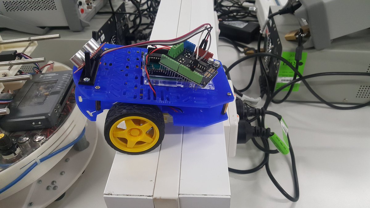 BanyuleNillumTS's tweet photo. Great to visit #RMIT #STEM insitu program with primary students coding cars with #techscool ambassador https://t.co/Ky71Yi8Y2O