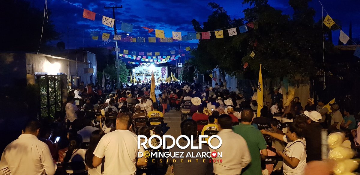 rodolfo_dom's tweet photo. Casa vez nos hacemos más fuertes, cada día somos más los que queremos cambiar el rumbo de las cosas, haremos historia este 1ero de julio. Gracias Col. Cuauhtémoc. #YoPorBobas #PorqueNosConocemos #SigamosAdelante #PRD #PSD https://t.co/EbEVA6UgtU