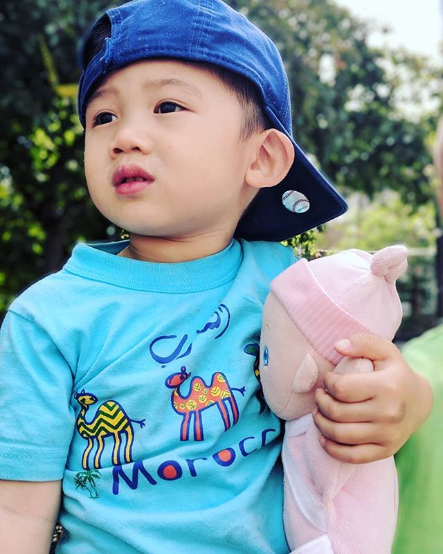 jennzia's tweet photo. My baby's baby. You've been carrying around baby more than usual, which I'd like to believe has to do with you preparing for the actual baby. #100daysofJax https://t.co/pWv3W03iTR https://t.co/tHJYsTYT0c