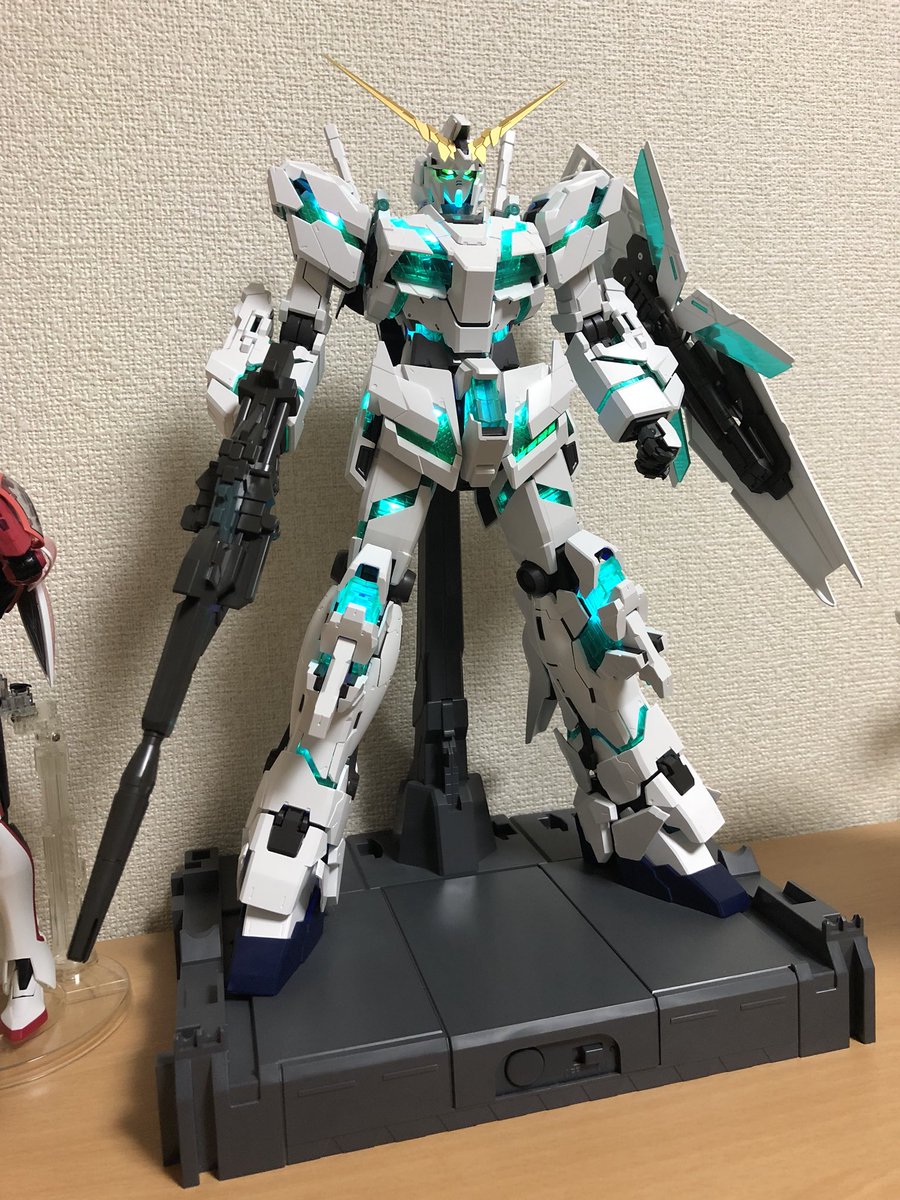 ガンダムに格好いいポーズはいらないっ No Twitter 武器をちまちまと Pgユニコーンガンダム 最終決戦ver ガンダムに格好いいポーズはいらないっ No Twitter 武器をちまちまと Pgユニコーンガンダム 最終決戦ver