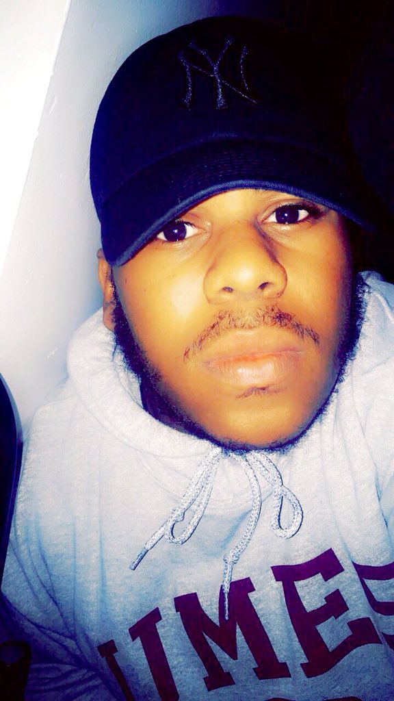 xaviermparker1's tweet photo. #WhosWhoAtUMES

Xavier 

•Music Major , Jazz And Popular Music Studies Voice Concentration

•Junior #UMES20 https://t.co/YmqGqcG4Uw