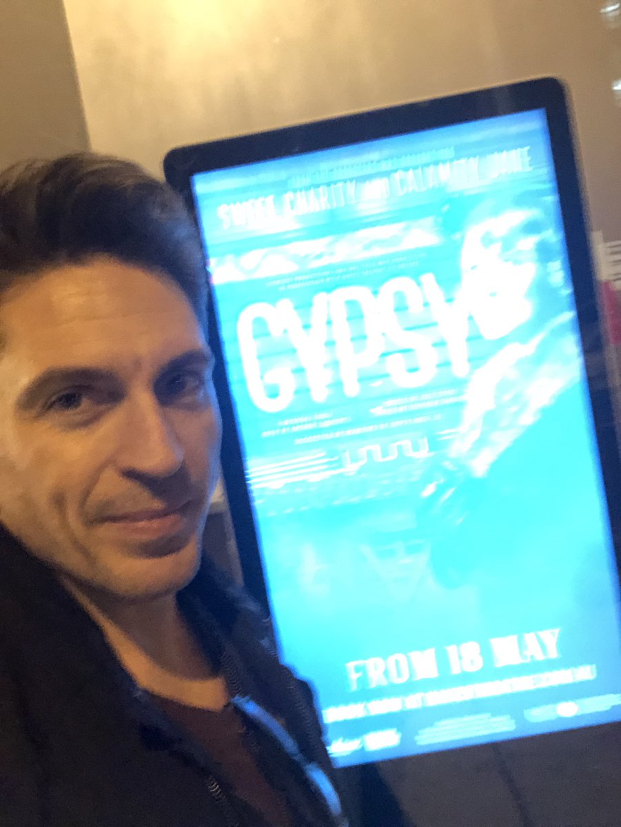 michaelfalzon's tweet photo. On the move! Running to FINALLY catch #Gypsy at @hayestheatre ... #surprisenightoff #sydneytheatre @blazeybest https://t.co/xqYDfNN6TM