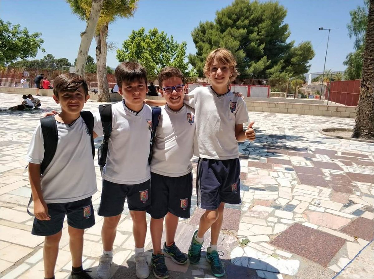 joaquints68's tweet image. CENTRO SAGRADA FAMILIA ELDA .