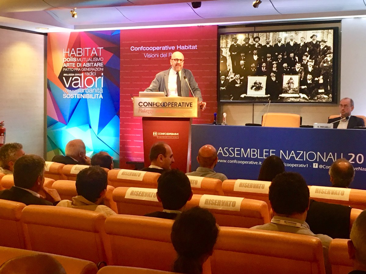 La vera cooperazione è l’alternativa politica ed economica al capitalismo imperante. Meno globalizzazione più internazionalità, meno tecnica e più umanità @Alemagion @Federabitazione <a href="/Confcooperativ1/">Confcooperative</a> <a href="/ItaCooperativa/">Italia Cooperativa</a>