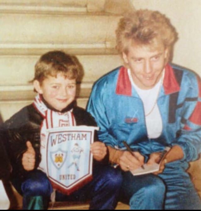 tcolton74's tweet photo. @MaccaFrank please wish a lifelong hammers fan a big happy 40th birthday today Mr Craig Mead ... https://t.co/Fa5tSWBJGV