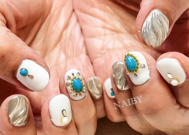 ネイルサロンnaiby 淵野辺 ターコイズカラーが可愛い季節になりましたね ビジューネイル ニュアンスネイル ターコイズネイル 淵野辺ネイル 淵野辺ネイルサロン 相模原ネイルサロン 相模原ネイル 相模原 橋本ネイルサロン 橋本 町田 町田ネイルサロン