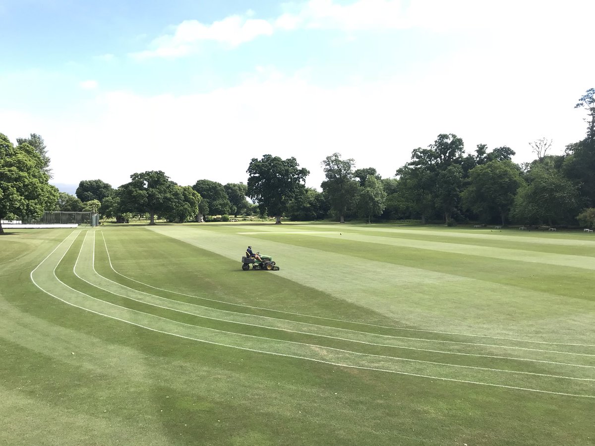 kitts81's tweet photo. Sports day prep well underway. @AllettMowers #buffalo34 on the track @JohnDeere #2653b on the outfields. Colour coming back thanks to @HeadlandAmenity #elevate. #glowing#stripes#teamwork#Grounds https://t.co/qk70y7LOOE
