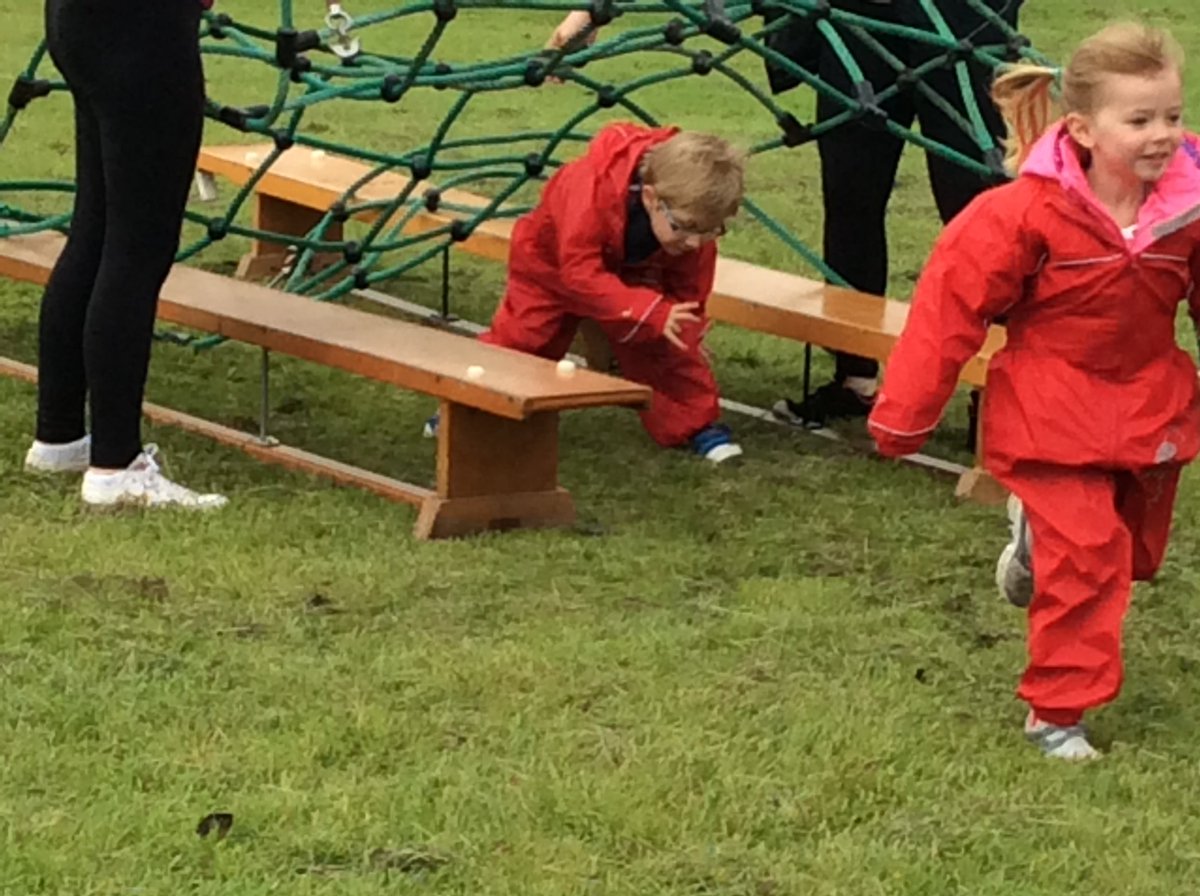 CairnPS's tweet photo. Taking our daily physical activity to another level - Mini Mudder!!
@Doug_SAyr, @SACEarlyYears https://t.co/1Srq62lNNJ