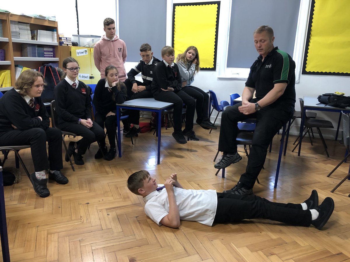 TackleWales's tweet photo. @CoedcaeSchool getting stuck in on their First Aid course. Great group who have improved week on week 💪🏽 https://t.co/H7M8z59WGc
