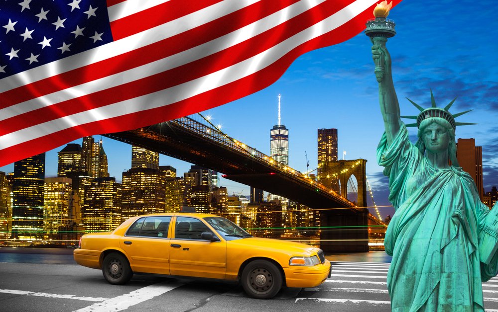 We're celebrating <a href="/united/">United Airlines</a> Airlines 20th anniversary of their service to New York/Newark from <a href="/DublinAirport/">Dublin Airport</a> with flights for 2 up for grabs. Follow &amp; retweet for your chance to win and you could be off to The Big Apple. #DUBUnited #DUBNewYork