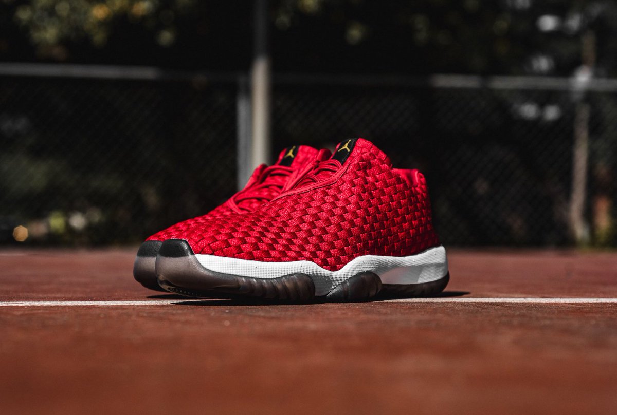 air jordan future gym red