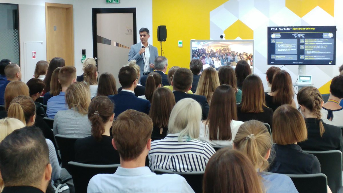 EY_GDSCareers's tweet photo. Risk Management Services team at #EYGDSPoland celebrated their second anniversary and the expansion of their services. #EYGDSCelebrations #WorkplaceCelebrations https://t.co/NpxqLGEtbL