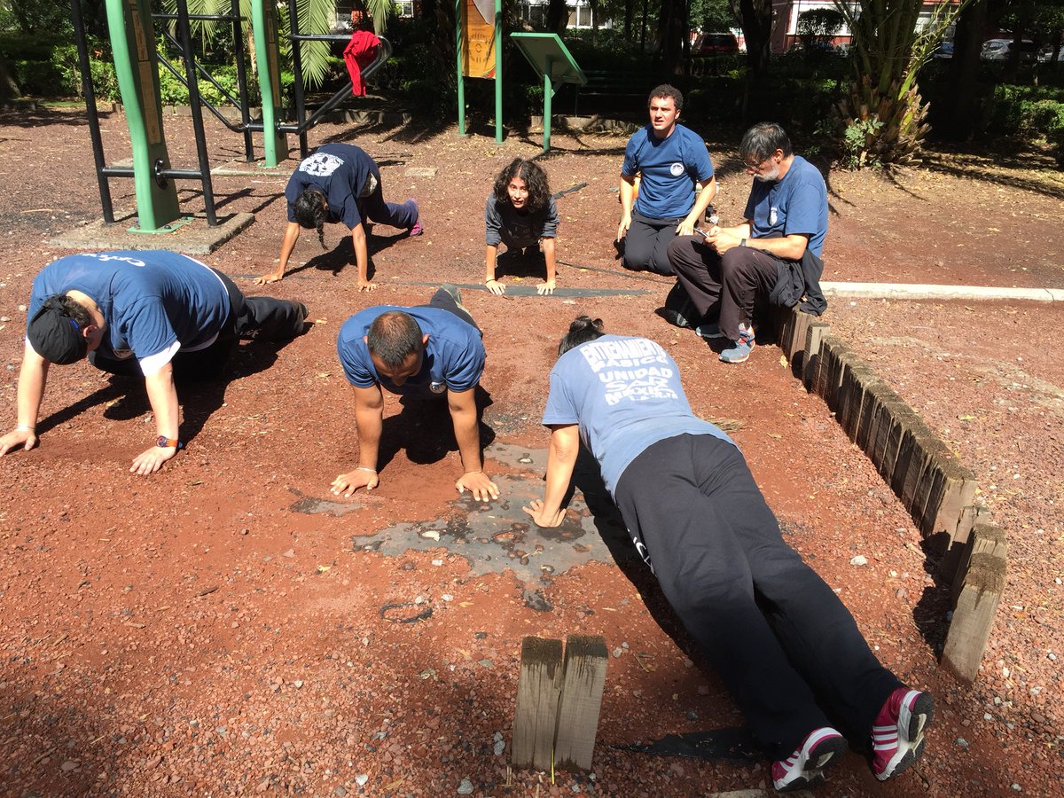 USARM's tweet image. El examen físico que se aplica al personal activo y de reciente ingreso no es limitativo para la participación, pero se realiza semestralmente para conocer la progresion de alumnos y operadores #BA18 #CEFOE #USARM