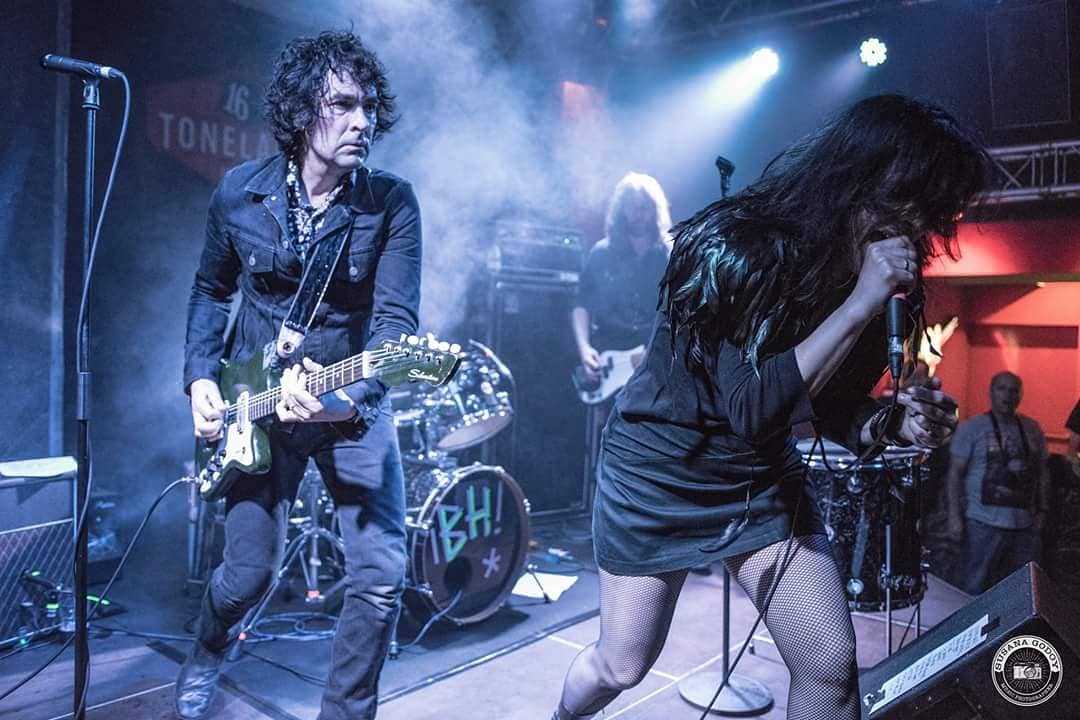 pop catastrophe tweet media