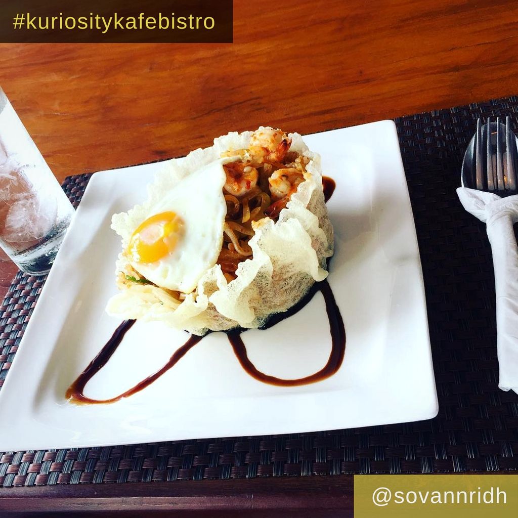 kuriositykafe's tweet photo. For reservations please call +855 77 33 66 55 for info visit https://t.co/KIgWUUojpN.
 
Taking pictures? We’d love to see them. Tag your images using #kuriositykafesiemreap. 

#kuriositykafe #siemreap #kampuchea #bistro #soksanroad #kuriosity #kafe #BelgianBeer #cambodia https://t.co/23Kxcf6sZY