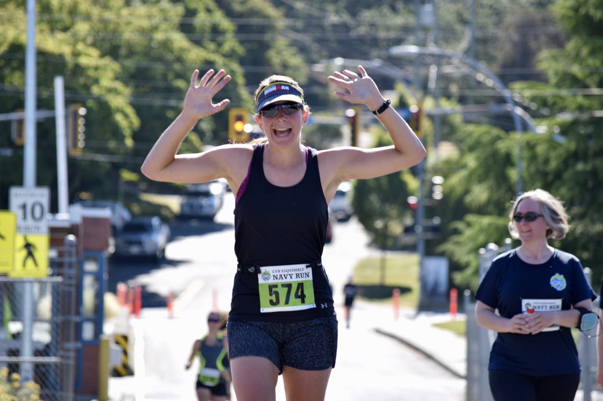 RunVanIsle's tweet photo. Photos of the @Navy10kEsq online now! #RunVI #YYJ
https://t.co/CESKMtAitO https://t.co/VlP57TBMNT
