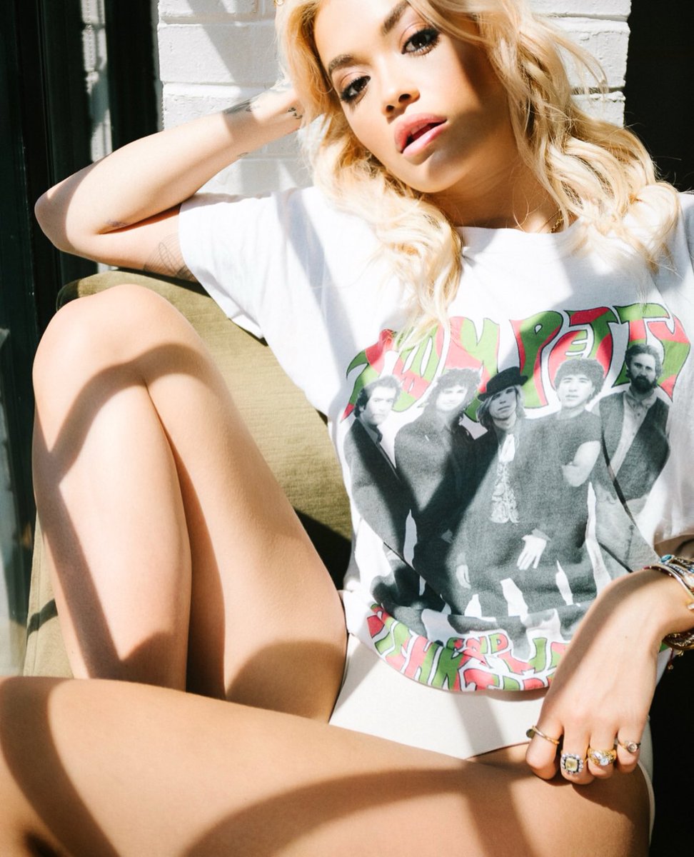 RitaOra's tweet photo. Don’t do me like that - one of my favourite songs ever. 🔫🤓❤️ https://t.co/5P7s4PXGlT