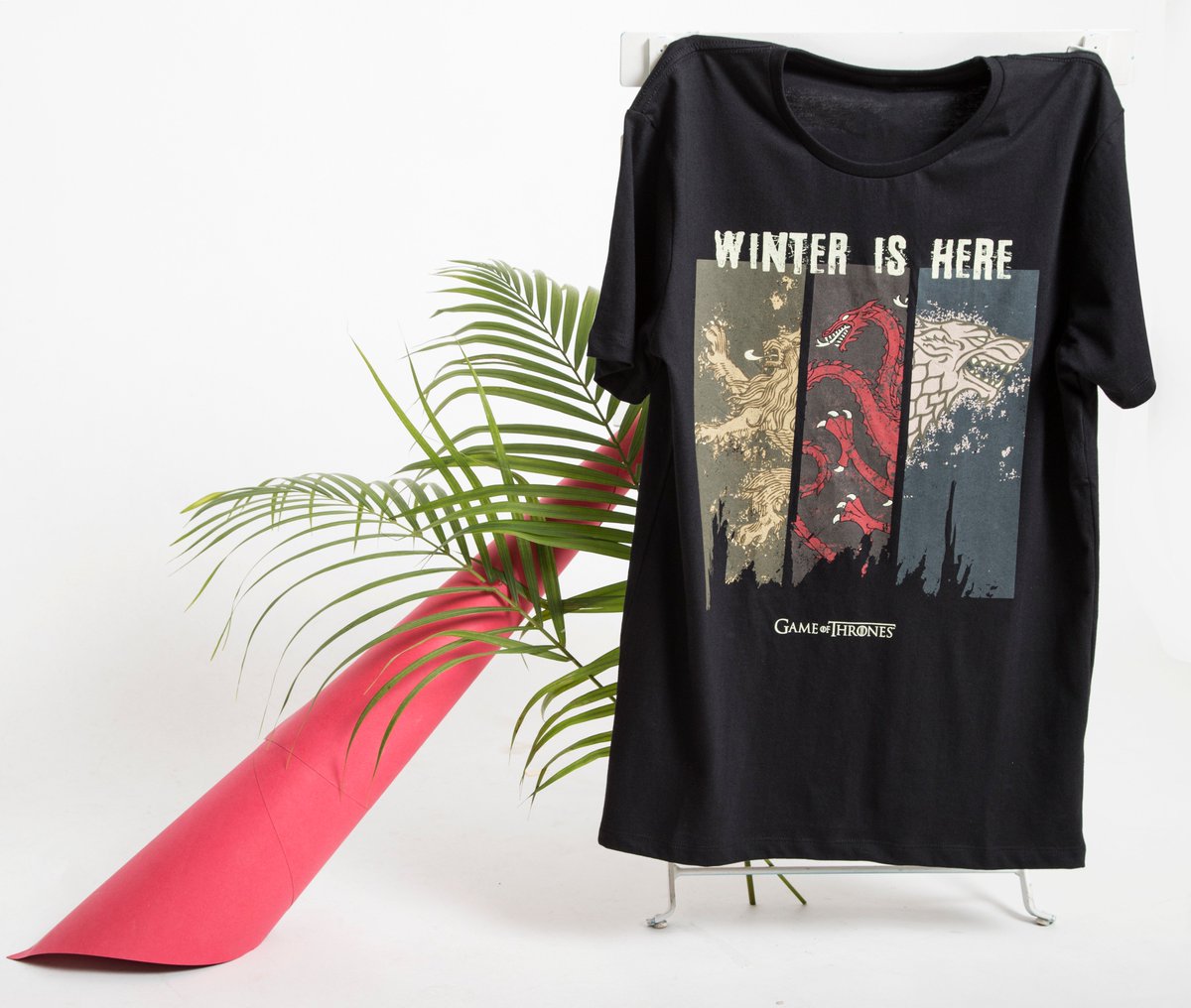 voxpop's tweet photo. For the night is dark, and full of terrors - but we sure can tackle it with some funky merch! Add Game Of Thrones tees into your wardrobe! Shop- https://t.co/SIncMNeGbP
#GameOfThrones #GoTTees #Tees #GoTCollection #PopCulture #OfficialMerchandise https://t.co/5zz8XbdRRj