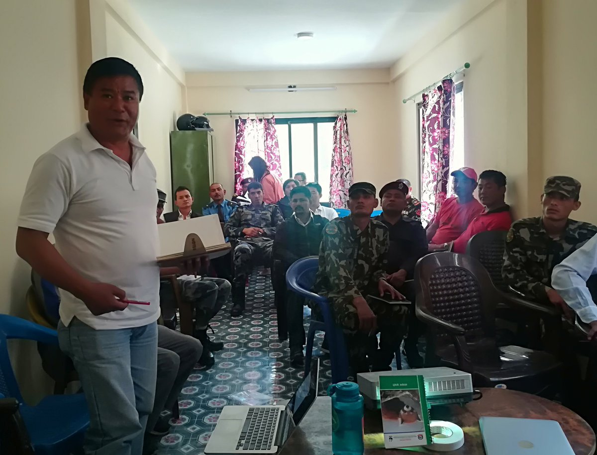 kmrpaudel's tweet photo. Training border security, national park, customs and district forest officials to combat illegal wildlife trade in Nepal-China border region, Langtang. #HariyoBanProgram https://t.co/aQQrYpVDy4