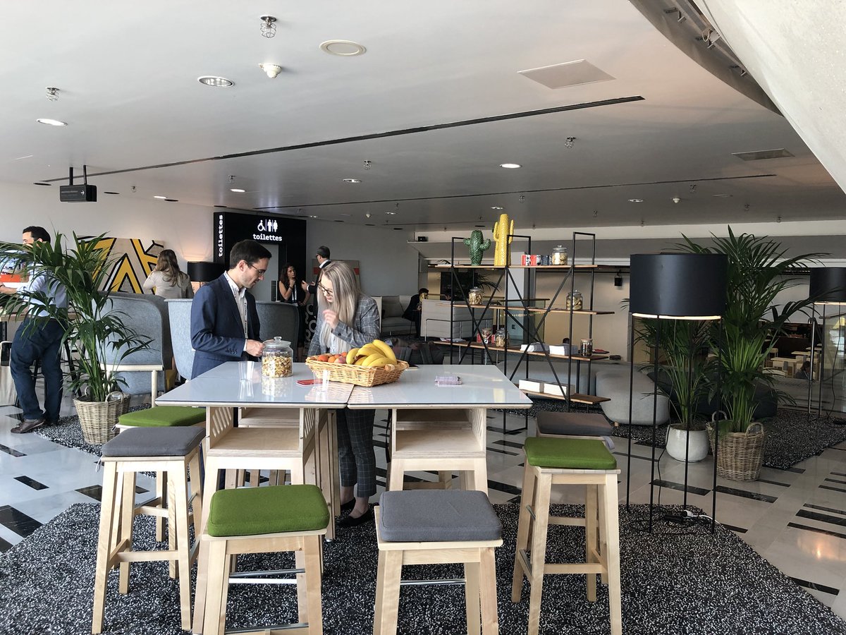 jfgrazi's tweet image. L’espace @secondesk_paris de @Gecina au @MIPIMPropTech pour un concept de « zone de haute tension créative » et ça marche ! @businessimmo @Innov_Immo #MIPIMPropTech #MIPIMPropTechEU