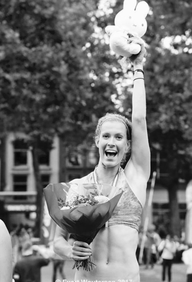 < NO NATIONALS FOR ME >

Have to be oke, with not being oke. M'n voet moet eerst terug naar 100%, om met 101% te kunnen springen <a href="/berlin_2018/">Berlin EM 2018</a> 

Lady's succes &amp; stijg boven jezelf uit #go4it