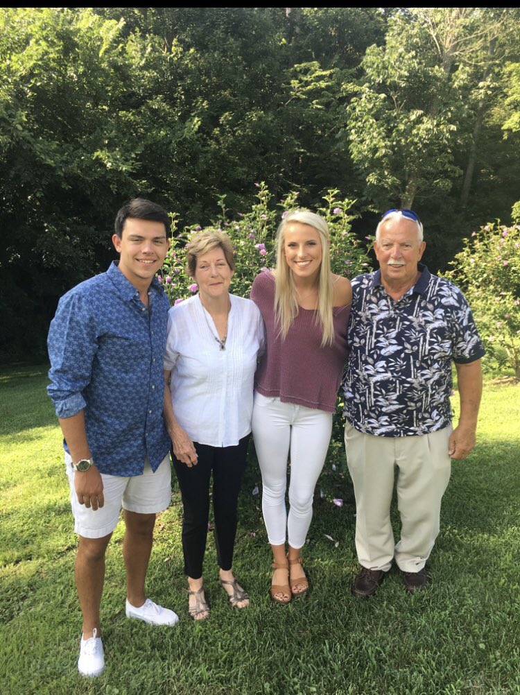 ShawnnaSim's tweet image. Happy birthday @billycreger12 .   Can’t wait to celebrate with you!  I hope you have an amazing day!