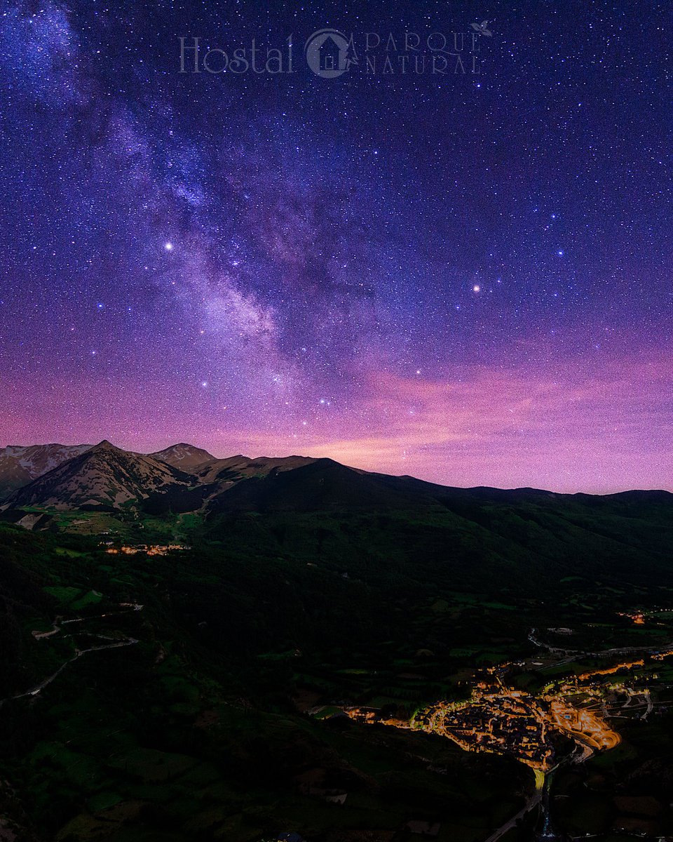 H_ParqueNatural's tweet photo. con estas noches es muy fácil levantarse al día siguiente con las pilas cargadas⛰️💪
#benasque 
#valledebenasque 
#cerler https://t.co/tiZPTY7JoG