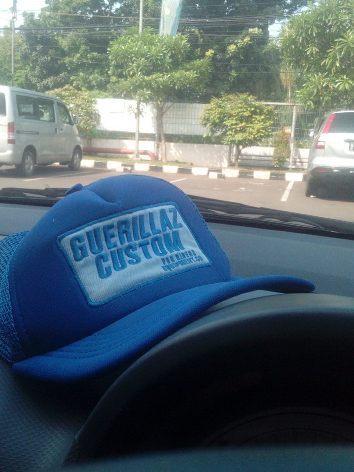 Menunggu wanita berbelanja itu ampun dah lama 😂😂