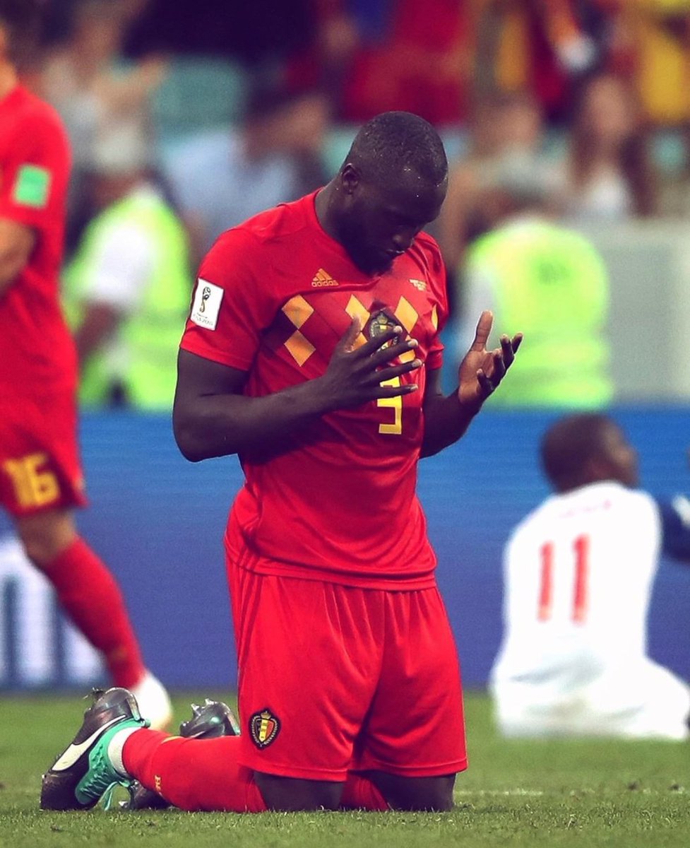 Retweet if you believe say Romelu Lukaku go score over 6 goals for dis World Cup! 

#WorldCup #MUFC