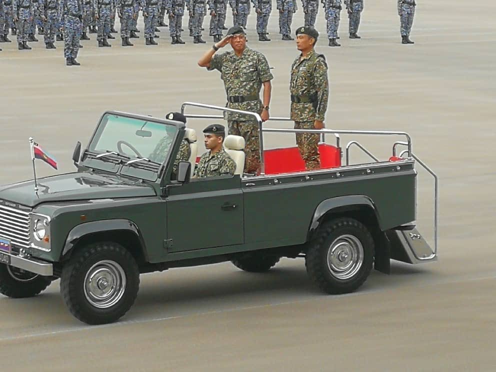 Tsr.PAT telah menunaikan Amanah  dan tanggong jawab sebagai seorg anggota ATM dgn Cemerlang..Kesetiaan kpd Agama,Bangsa,Raja2 dan Negara tidak berbelah bagi. Semoga Allah memberkati Jasa &amp; Bakti yg telah dicurahkan..Selamat Bersara..                 🤜PERRKASA🤛  SALUTE Tsr.