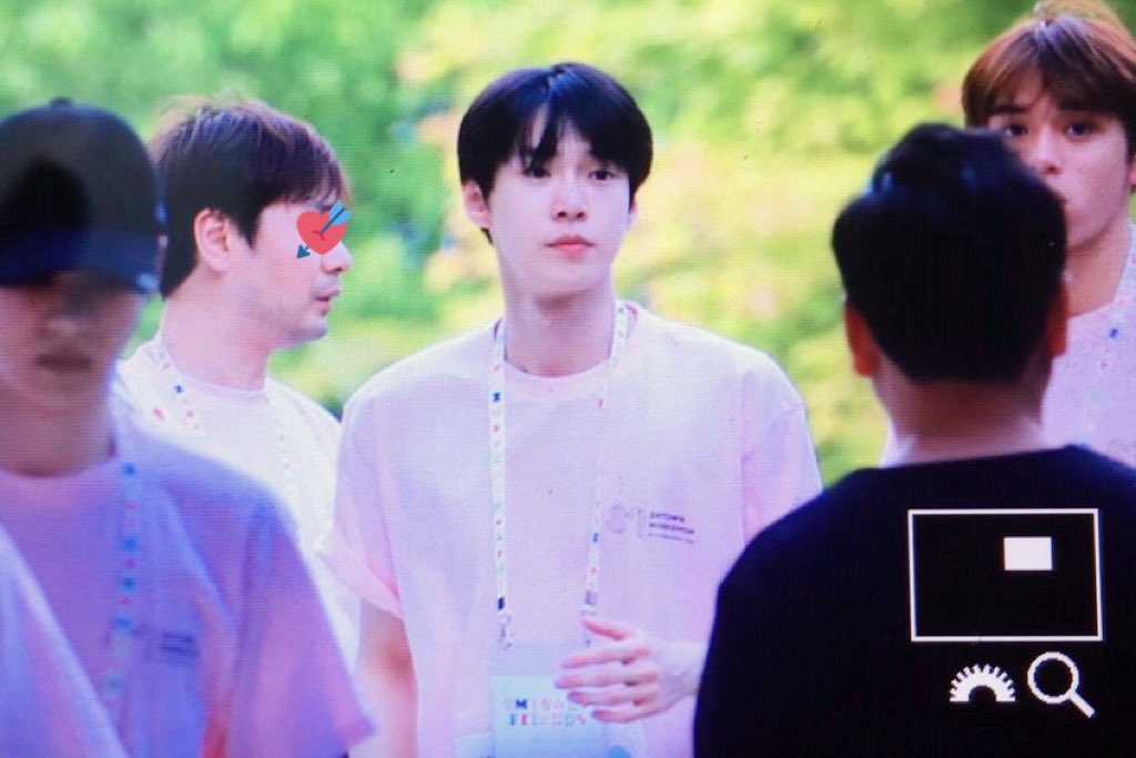 shot_a_love's tweet photo. 180620 #도영 https://t.co/COuW3n3Iwx