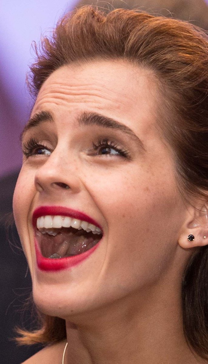 celebrity tongue 