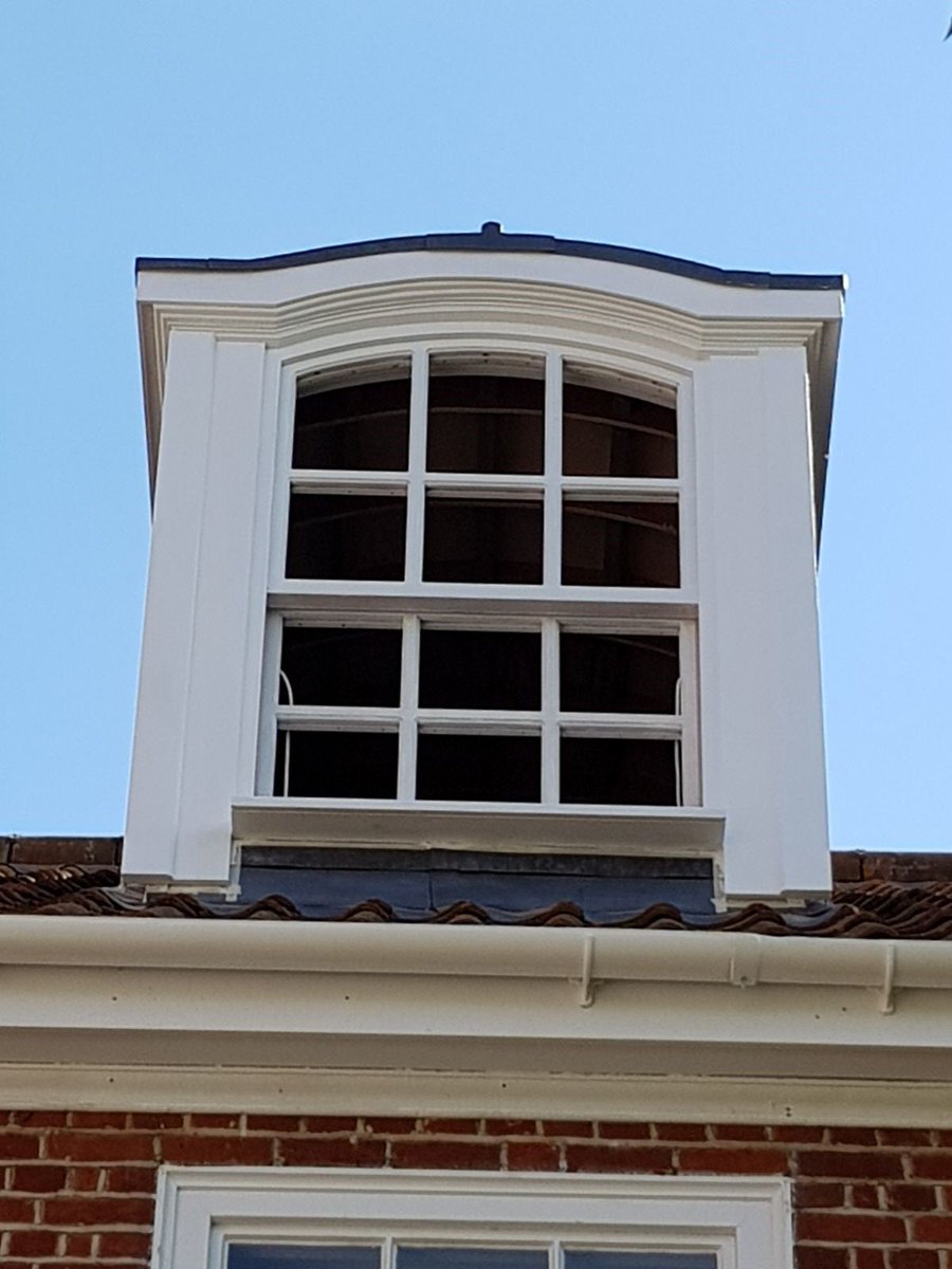 Symesinteriors's tweet image. Let the sun shine in! 
#sashwindow #loftconversion