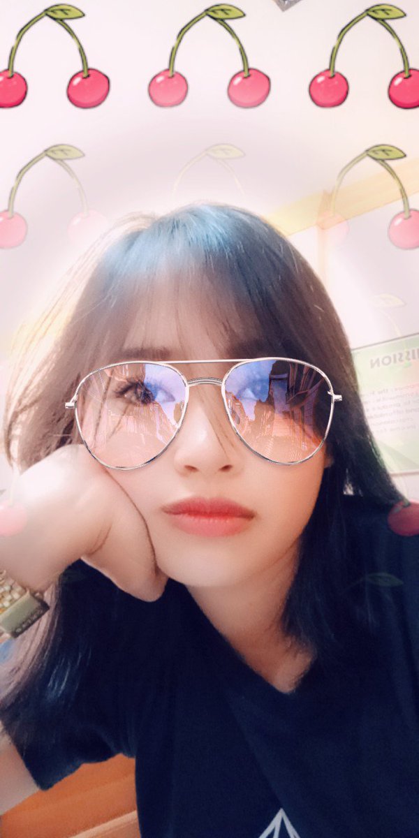 LlyvBl's tweet photo. 🍒 https://t.co/vfeQBoqDdy