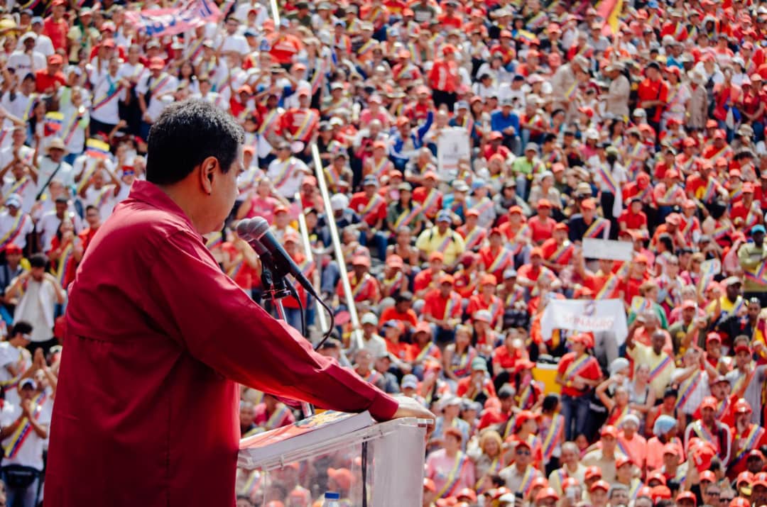 A un mes de la histórica jornada democrática del 20M estoy más comprometido y más convencido; junto al pueblo y con el pueblo construiremos la Venezuela próspera. Sabré responder, siempre por el camino de Chávez, a la confianza y al respaldo que me han brindado. ¡No Les Fallaré!