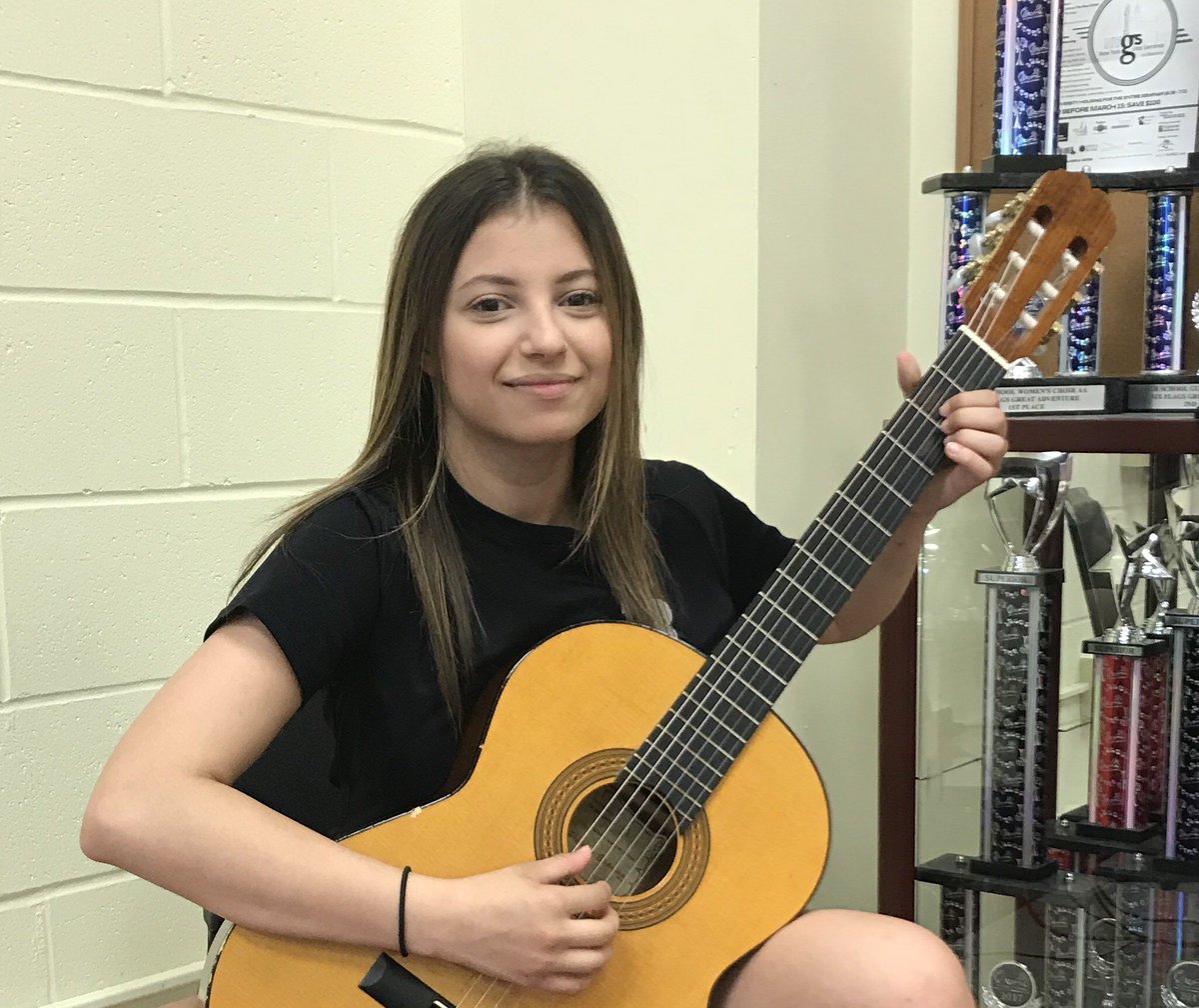 Female Classical Guitarists Guitar