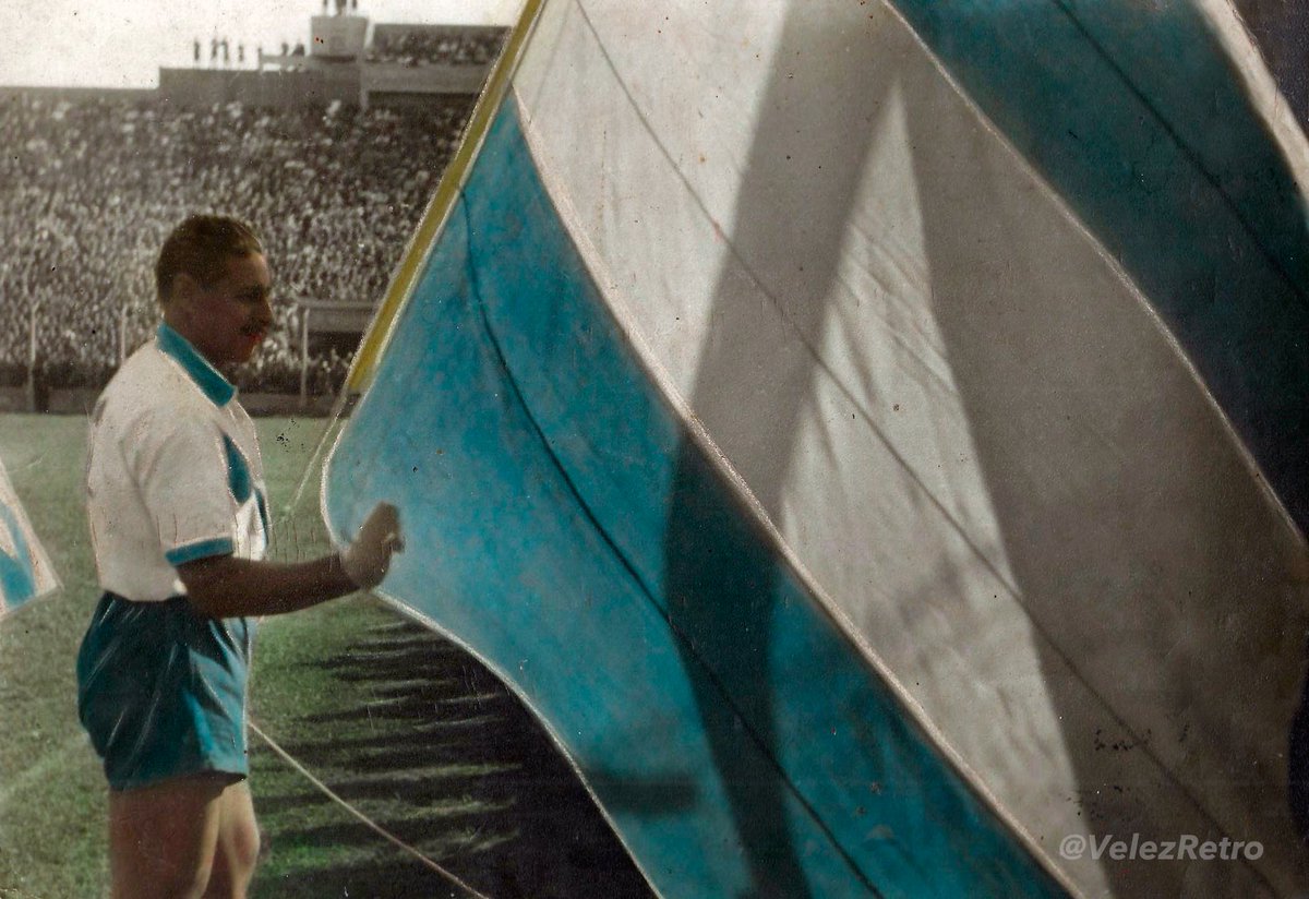 Vélez Retro tweet media