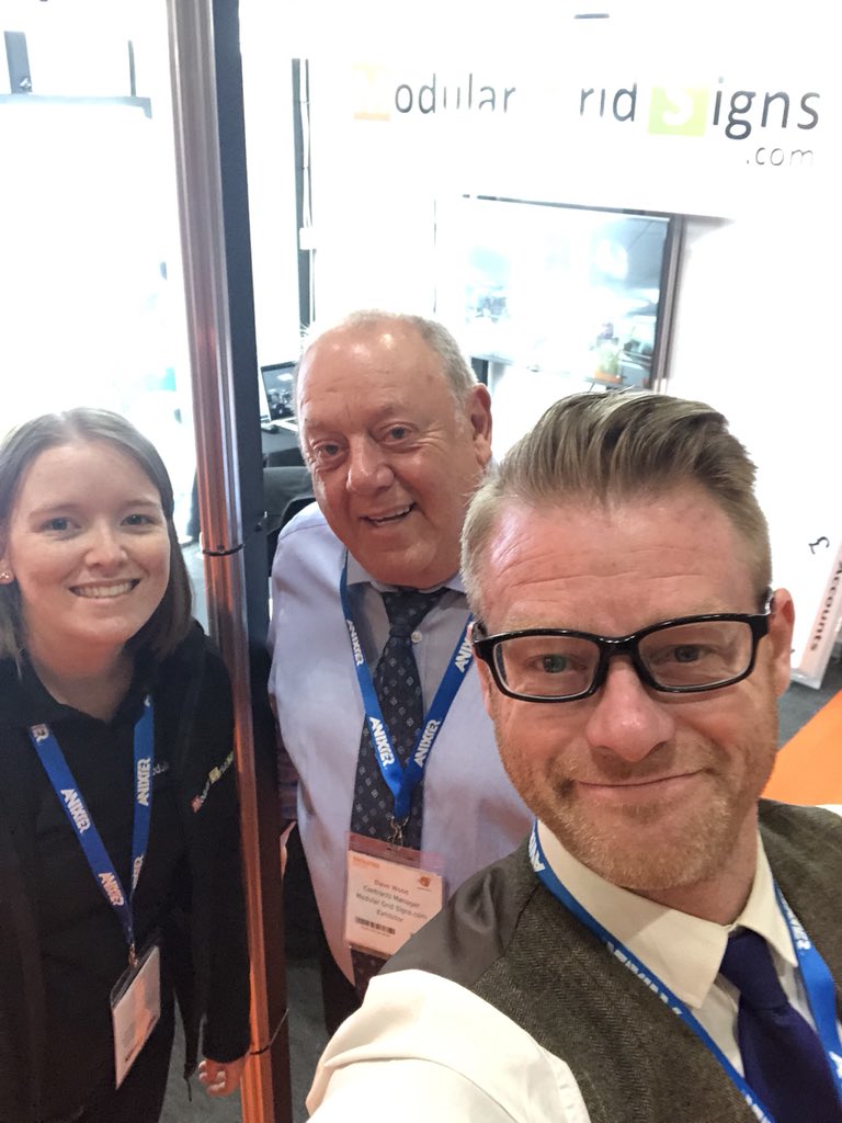 ModulGrid's tweet image. Modular Grid signs showing you the way at the #FacilitiesShow2018. Come see us and say hello!!
