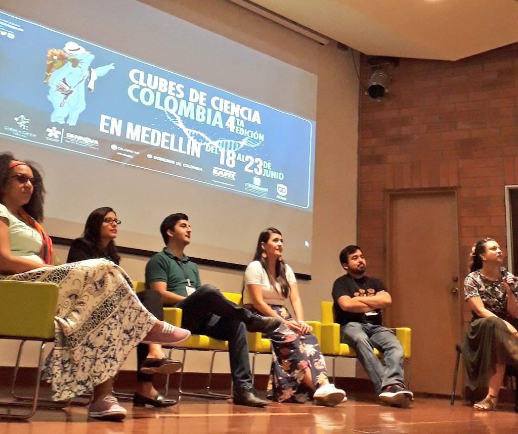 UninosEAFIT's tweet photo. Empezamos el miércoles hablando con los intructores de @CdeC_Col sobre cómo eran en su niñez ¡Comienza! #CdeCEAFIT https://t.co/PceMZlkyeY