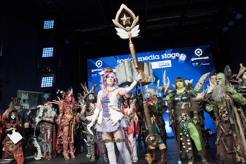 Gamescom Registration For The Gamescom Cosplay Contest Powered By Hydraforge Started Register Now Registration Deadline 27 06 18 Registration And Conditions Of Participation T Co R6kkzklj7q Photo