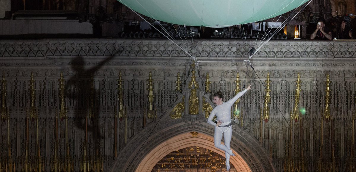 #YMnorthernlights dinner and public light show raise incredible amount of money for glass conservation fund at York Minster >> bit.ly/2K5hEBz