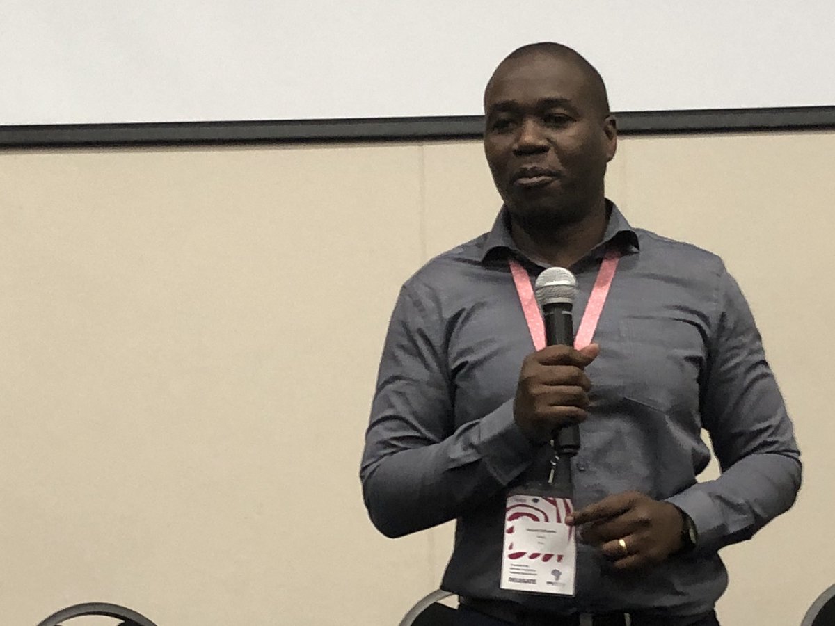 scheuster's tweet image. .@VINCENT_ODH: @Ashoka working to find, network schools that equip kids as problem solvers. When we get parents, policy makers to demand #ChangemakerEd, we get more young people exercising #empathy, teamwork, and new #leadership. #ImpactAfrica18