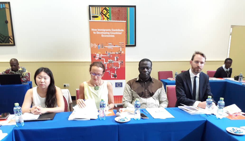 hyeshinpark's tweet photo. Accra today! Launch of the new report: #Howimmigrants contribute to #Ghana's economy. Opening with remarks from the Minister of Employment and Labour Relations https://t.co/FZxdygc2b5