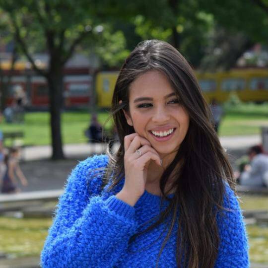 alland97858718's tweet photo. 🙌 YASSS It's time for a great show Karina Chung:Good morning 😃 
https://t.co/Q7alknqsTX https://t.co/dImPur7g0P