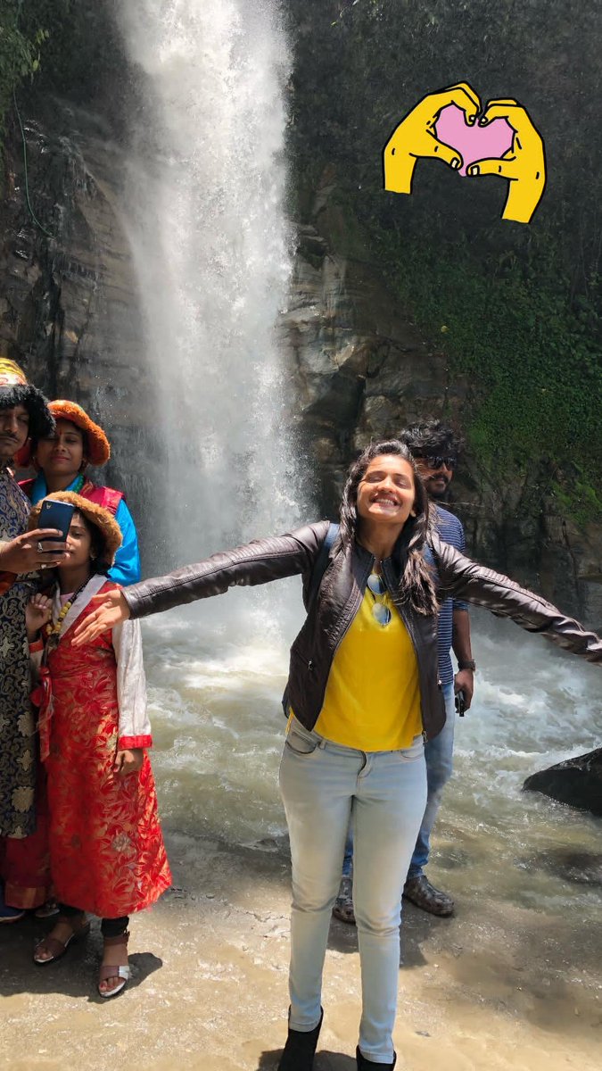 Hruta holic tweet media