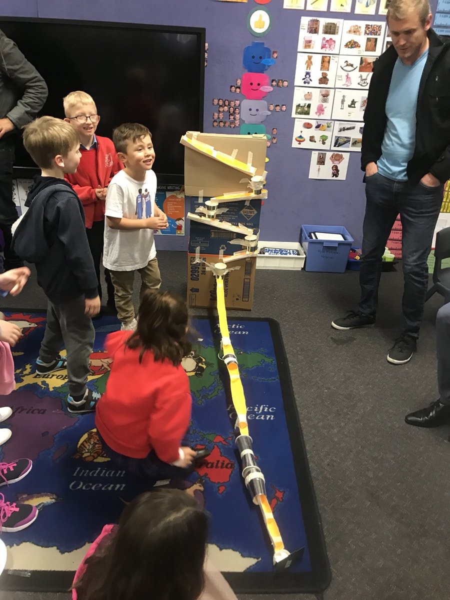 TheGroveInfants's tweet photo. I was so proud to work with staff and the community tonight as we launched our ‘Fellas ‘n’ Kids Business’ initiative. 

Check out our STEAM &amp; Pizza evening. @leanne_larcombe @anne_ross5 @MerrilynJenkins @anne_ross5 @GRCHurstvilleB https://t.co/BLLIUM0S6b