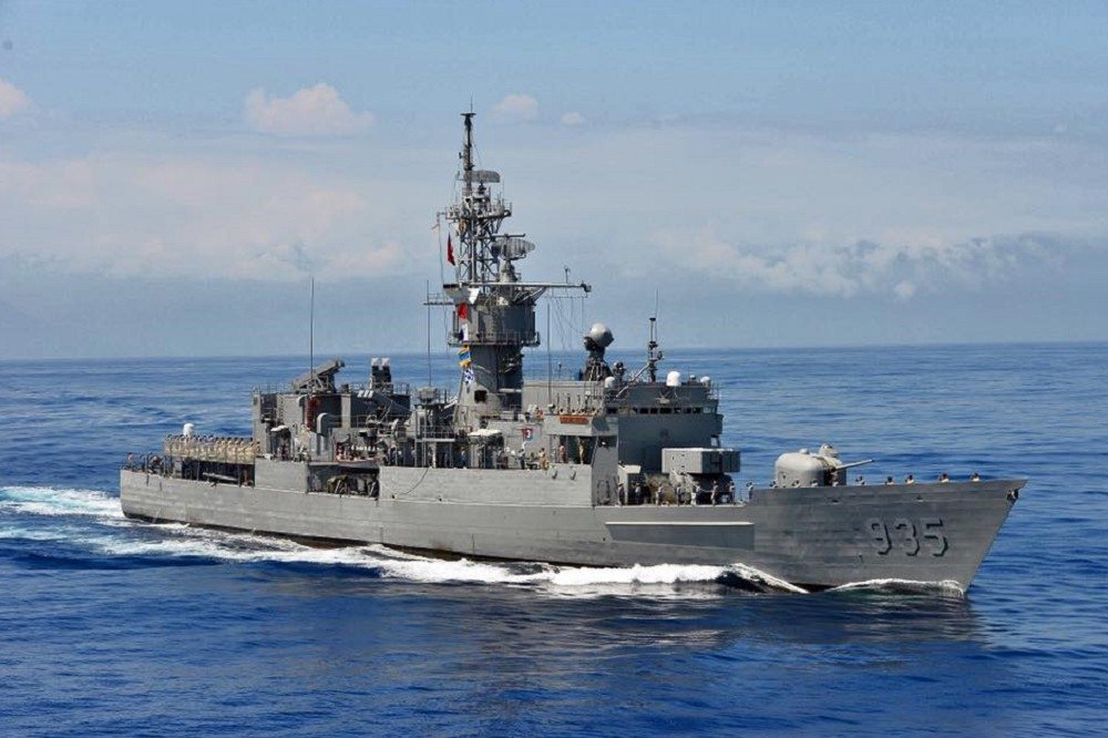 ナカムラ 美人だと思う軍艦 海外艦やったらペルー海軍ミサイル軽巡洋艦 アルミランテ グラウ と米海軍フリゲイト ノックス 級かな T Co 7nthlmvsst Twitter ナカムラ 美人だと思う軍艦 海外艦やったらペルー海軍ミサイル軽巡洋艦 アルミランテ グラウ と米海軍フリゲイト ノックス 級かな T Co 7nthlmvsst Twitter