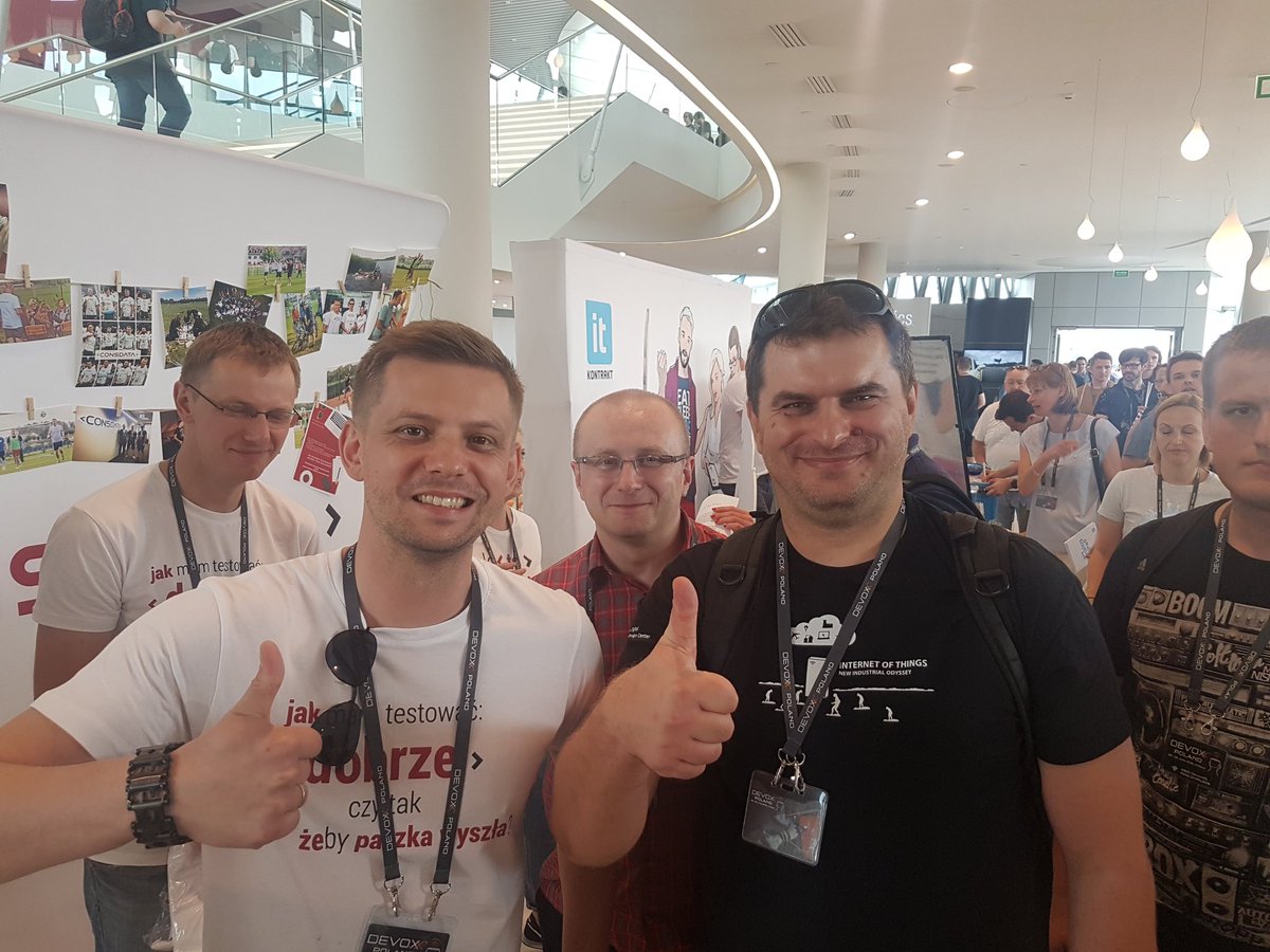tomekmatynia's tweet photo. @gazetapl_news dev guys, thanks for interesting talk about #osgi and #apachekaraf experience at #DevoxxPL #TeamConsdata #devoxxpoland  #ConsdataNaDevoxx #ConsdataStand110 https://t.co/xvKoVXTUeY