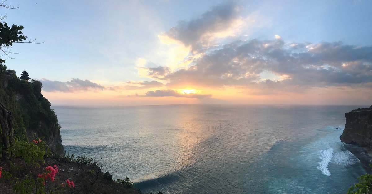 Dreaming? Make it a reality! Join me this November for magical sunsets and more in Bali... #uluwatutemple 
#bali #fitholiday
